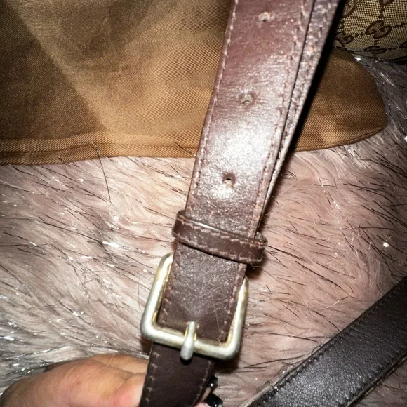 Authentic Vintage Gucci Boston bag I believe from the 90’s - Picture 10 of 16